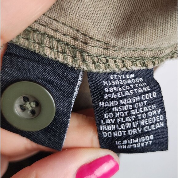 Sanctuary Camo Utility Jacket Shacket Pockets Stretch Button Front Size M - Picture 11 of 14